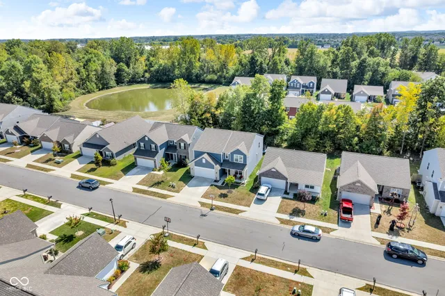 $329,900 | 1195 South Aberdeen Drive, Franklin, IN 46131