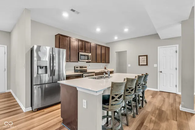 $329,900 | 1195 South Aberdeen Drive, Franklin, IN 46131