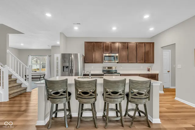 $329,900 | 1195 South Aberdeen Drive, Franklin, IN 46131