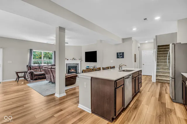 $329,900 | 1195 South Aberdeen Drive, Franklin, IN 46131