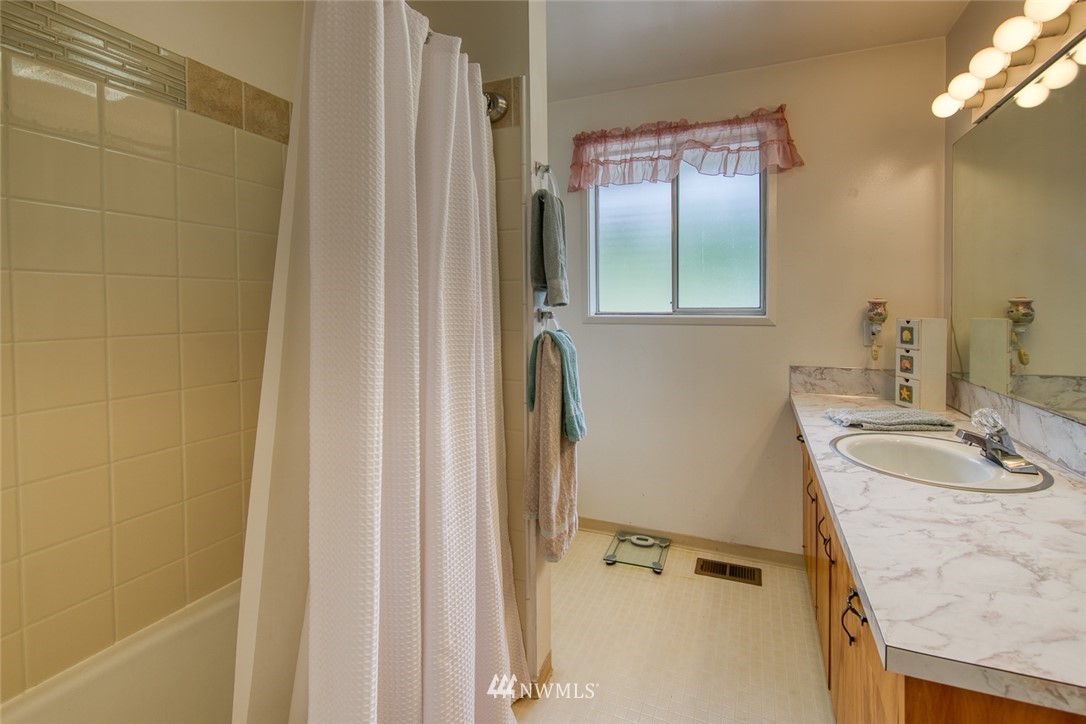 291 Wycoff Road Port Townsend, WA 98368 - Photo 24 of 38 Gallery Image 24