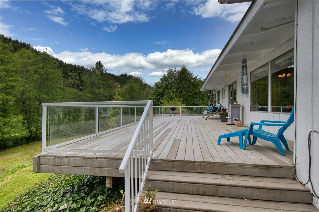 291 Wycoff Road Port Townsend, WA 98368 - Photo 4 of 38 Gallery Image 4