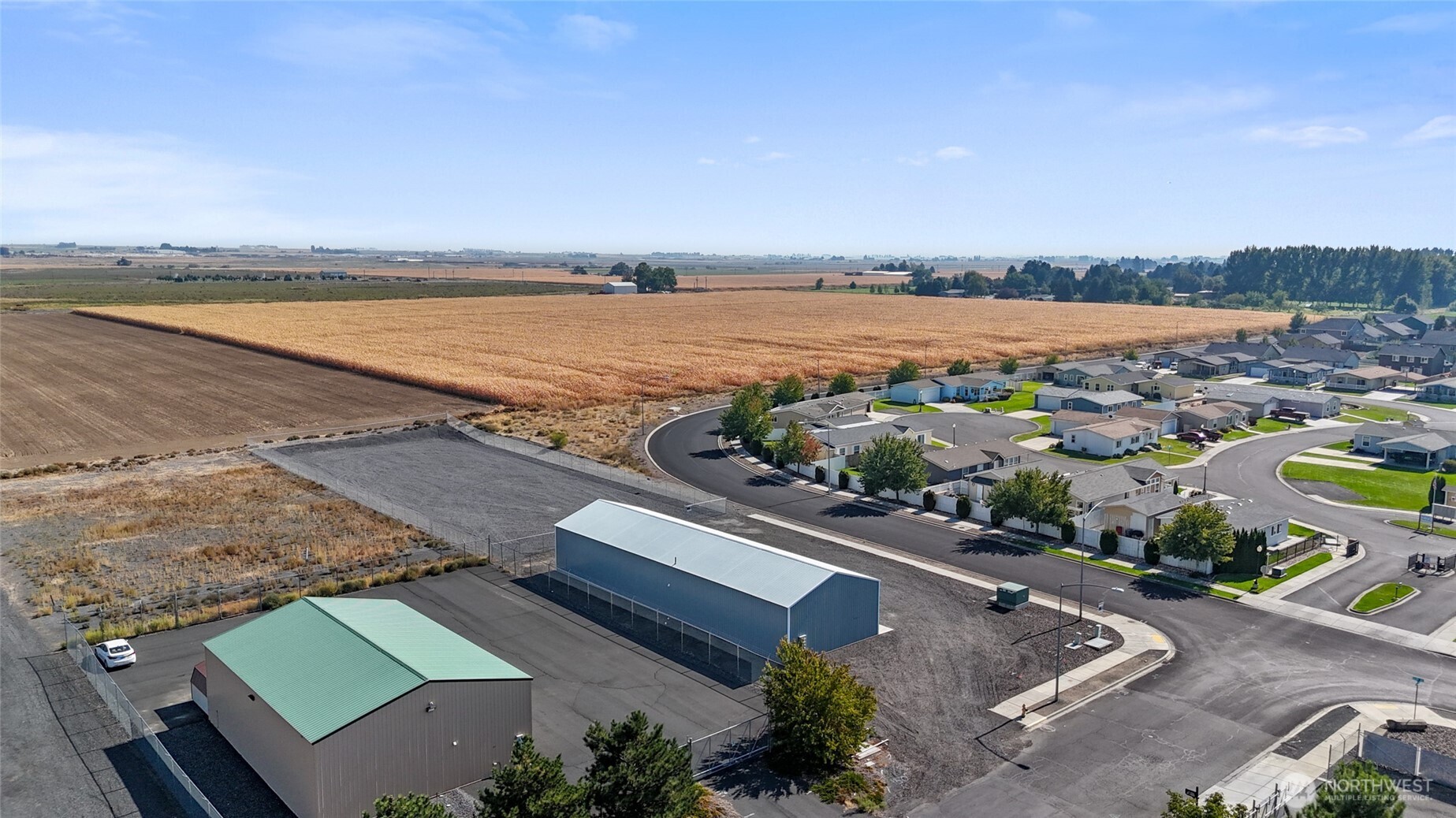 221 South Hamilton Road Moses Lake, WA 98837 - Photo 19 of 22 an aerial view of a city with ocean