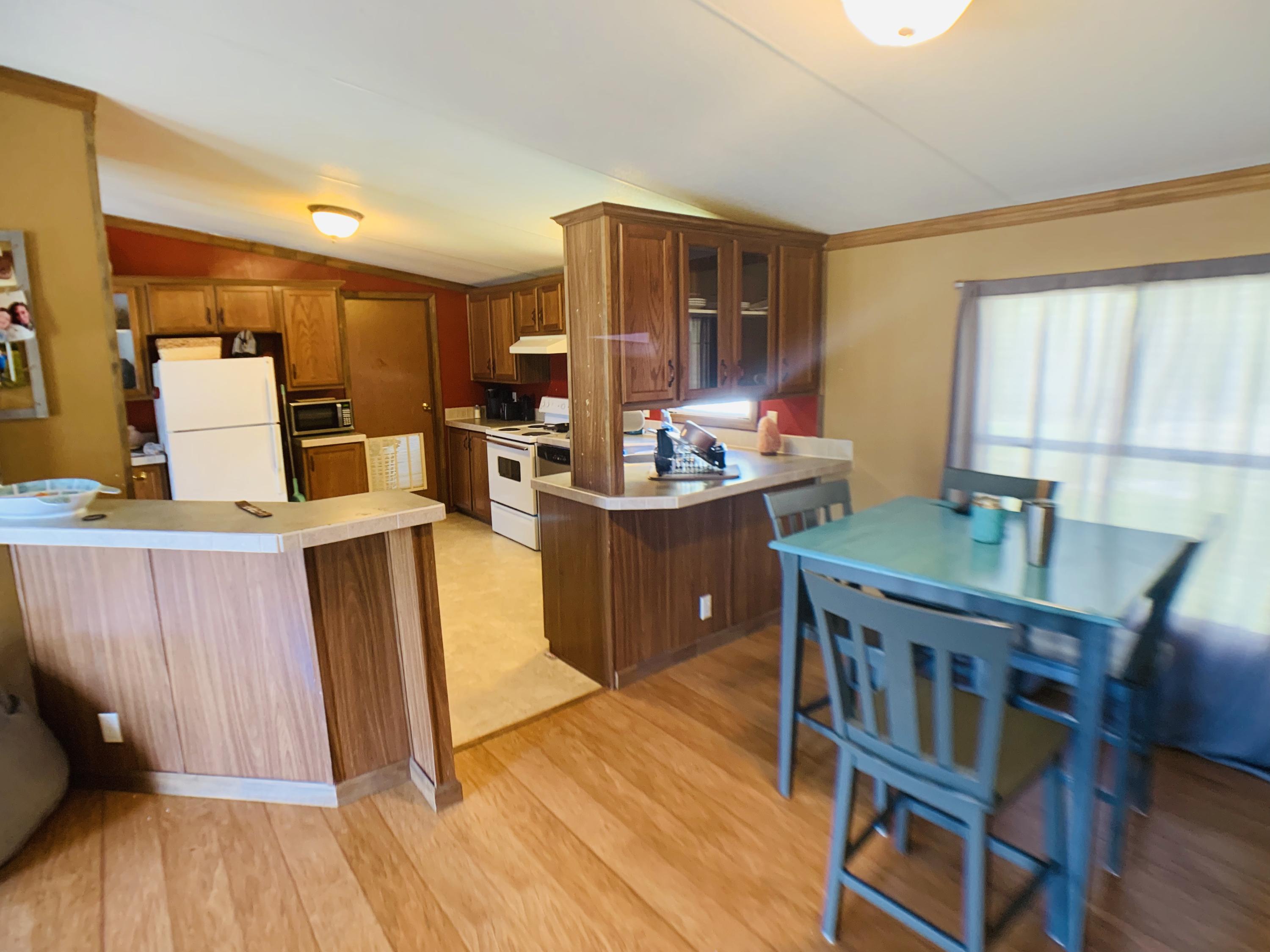 1011 Sheppard Road Jamestown, TN 38556 - Photo 20 of 31 19BE1A06-5EC9-4E7F-B6B1-53E35F6AFADD
