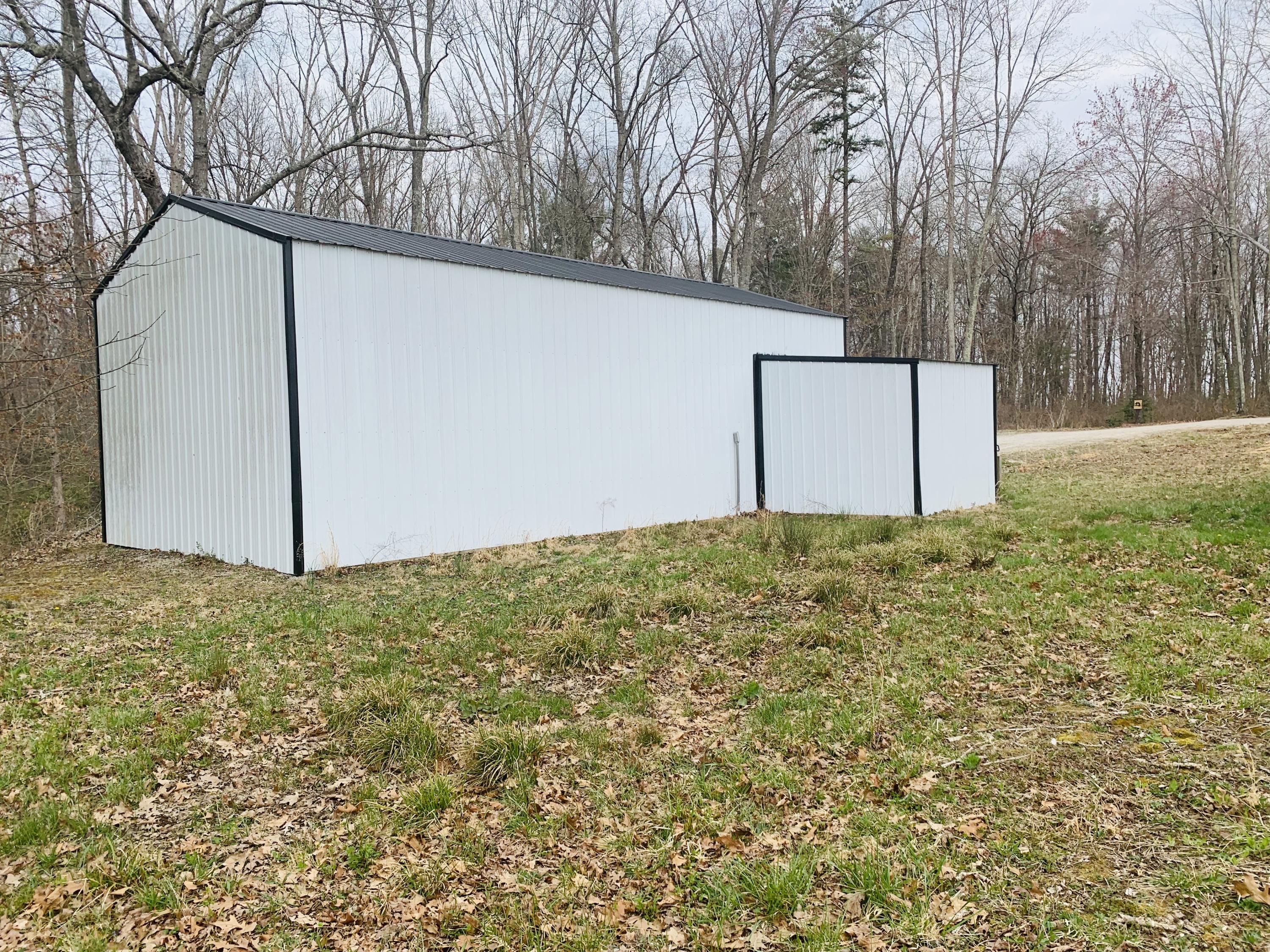 1011 Sheppard Road Jamestown, TN 38556 - Photo 9 of 31 713B3F79-4E50-493B-A784-11C2044053A8