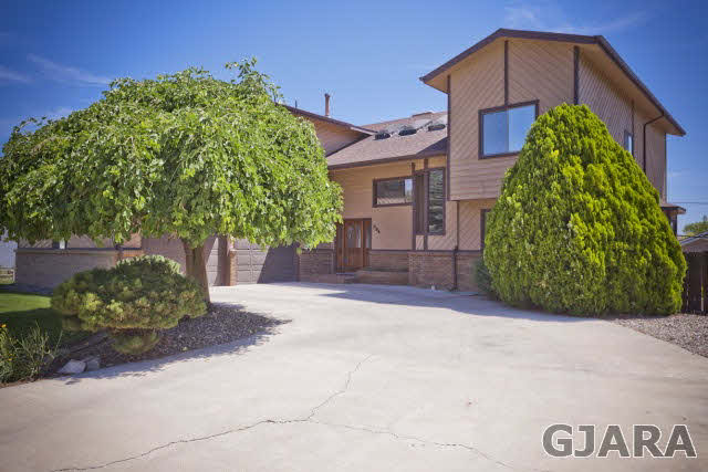 554 Rio Oso Lane Grand Junction, CO 81507 - Photo 1 of 42 Gallery Image 1