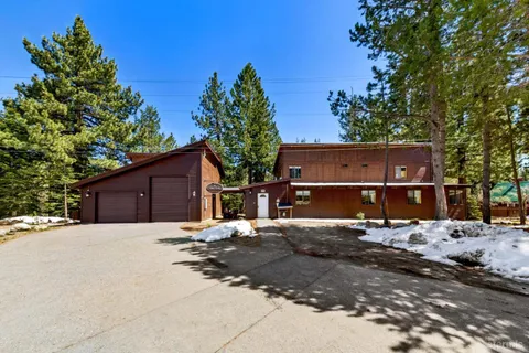 $1,188,000 | 804 Highway 50, South Lake Tahoe, CA 96150
