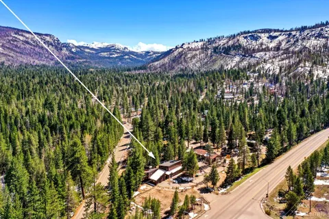 $1,188,000 | 804 Highway 50, South Lake Tahoe, CA 96150