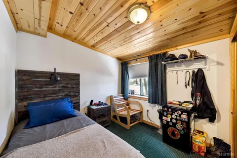 $1,188,000 | 804 Highway 50, South Lake Tahoe, CA 96150