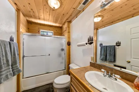$1,188,000 | 804 Highway 50, South Lake Tahoe, CA 96150