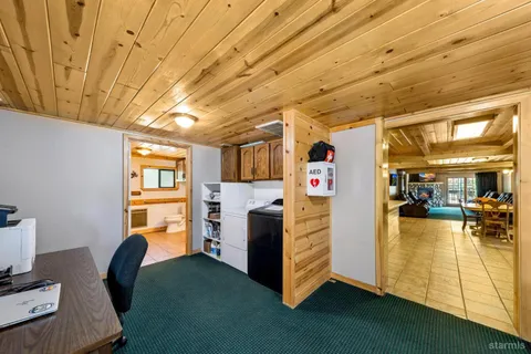 $1,188,000 | 804 Highway 50, South Lake Tahoe, CA 96150
