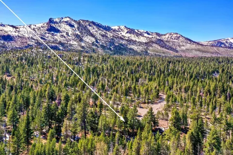 $1,188,000 | 804 Highway 50, South Lake Tahoe, CA 96150