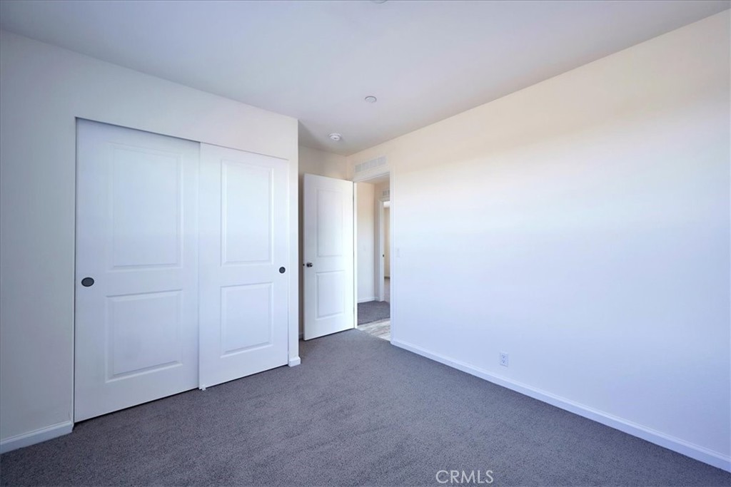 11475 Descanso Road Pinon Hills, CA 92372 - Photo 25 of 35 a view of an empty room