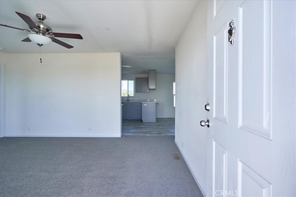 11475 Descanso Road Pinon Hills, CA 92372 - Photo 5 of 35 a view of an empty room