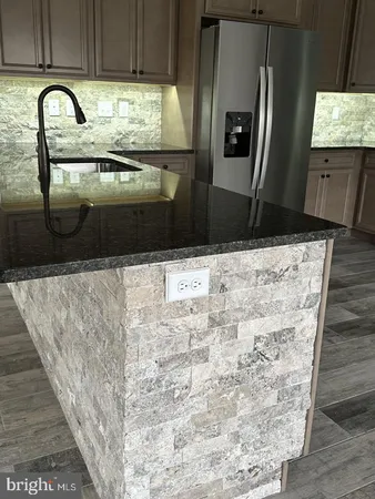 a close view of sink