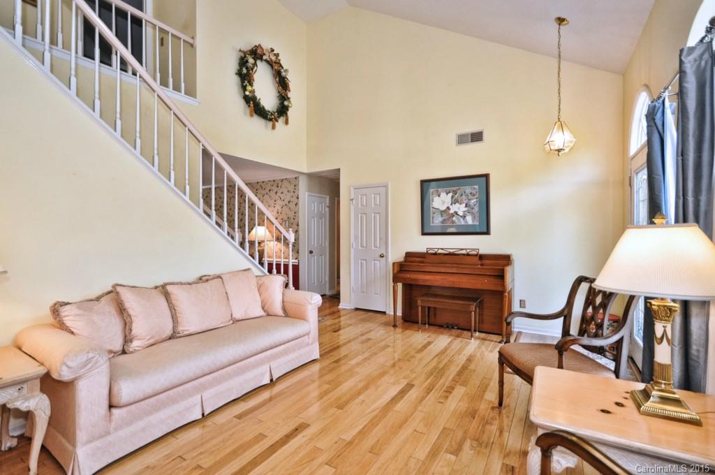 12129 Freshwell Road Charlotte, NC 28273 - Photo 2 of 24 Gallery Image 2