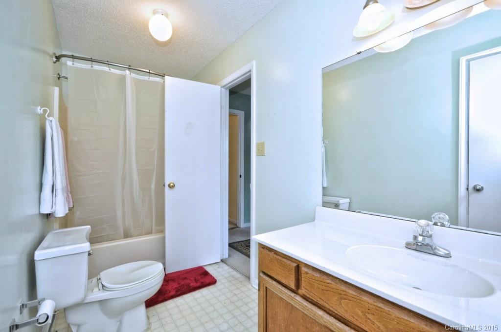 12129 Freshwell Road Charlotte, NC 28273 - Photo 15 of 24 Gallery Image 15