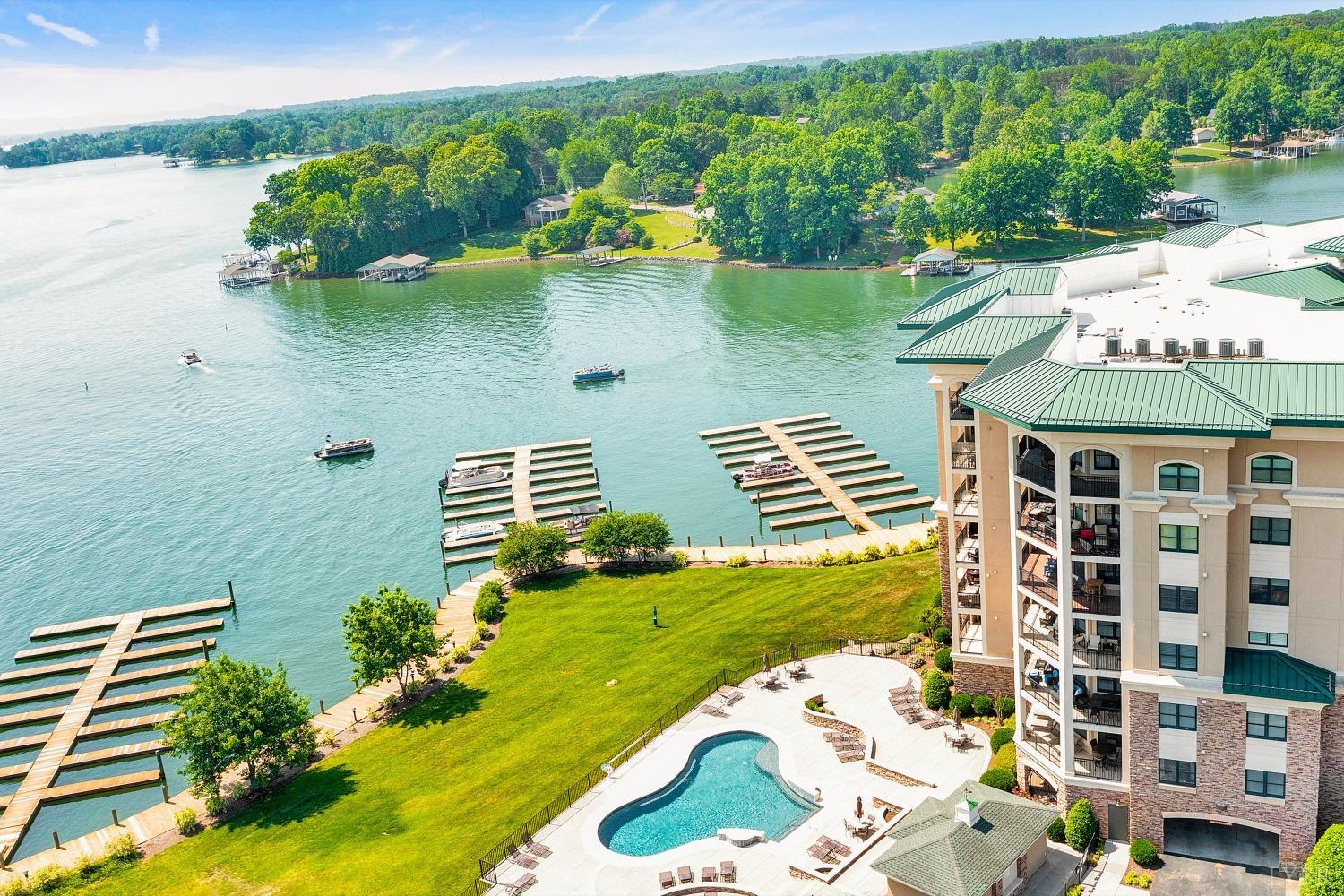 100 Bridgewater Pointe Place, Unit 201 Moneta, VA 24121 - Photo 30 of 32