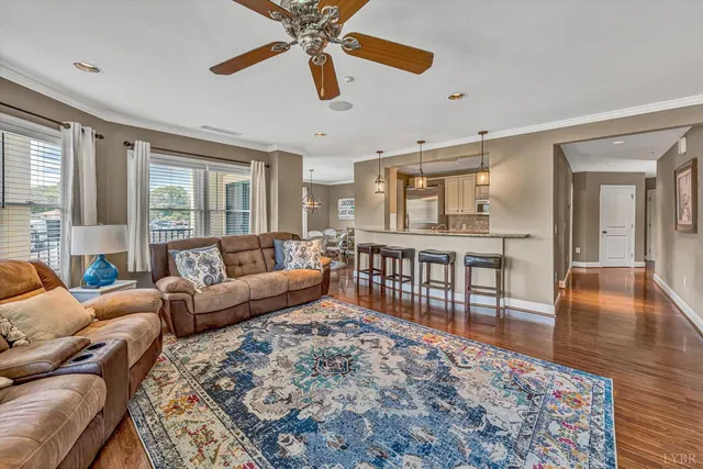 $679,000 | 100 Bridgewater Pointe Place, Unit 201, Moneta, VA 24121