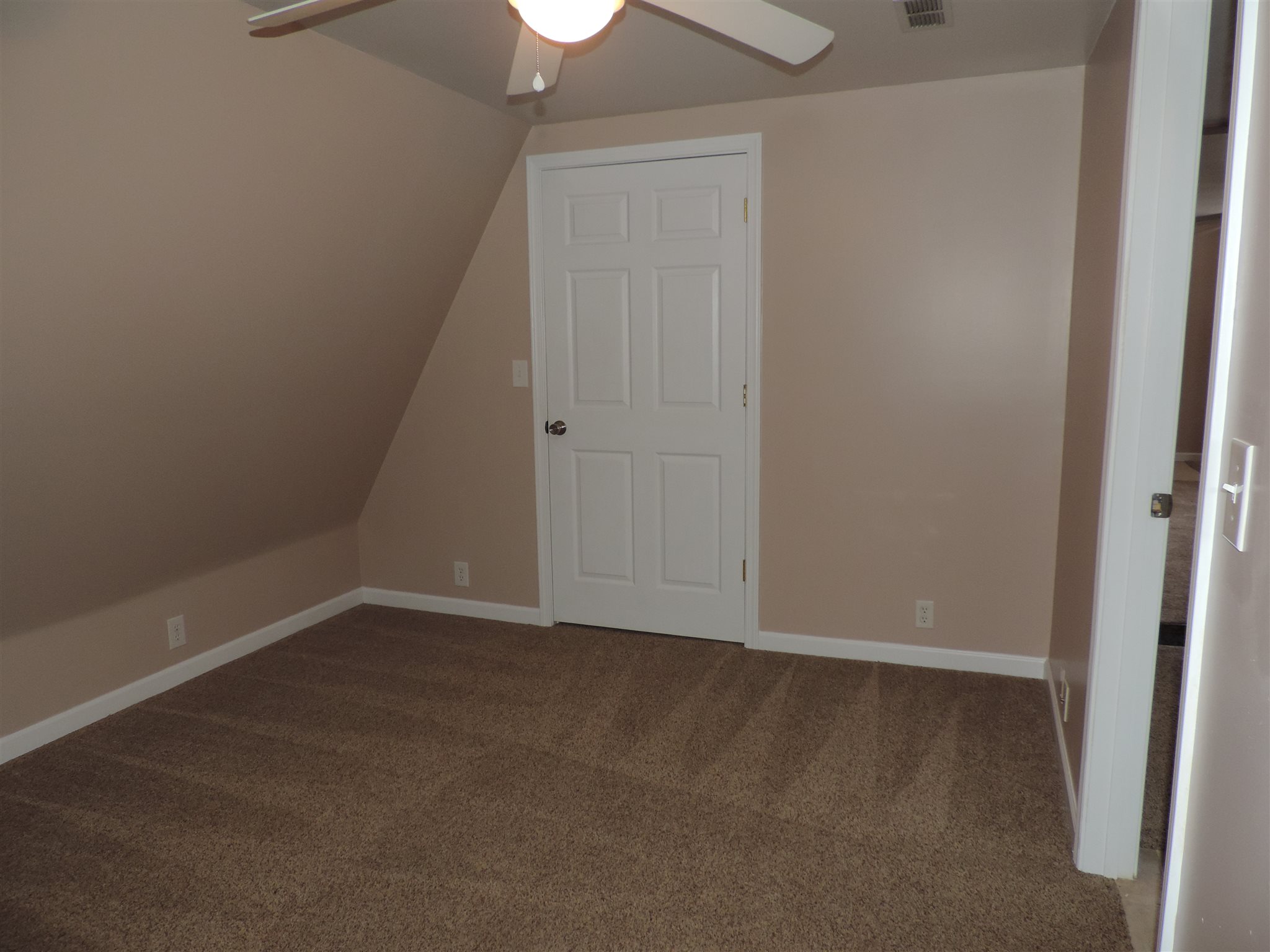 1641 Yockey Road Mitchell, IN 47446 - Photo 15 of 20