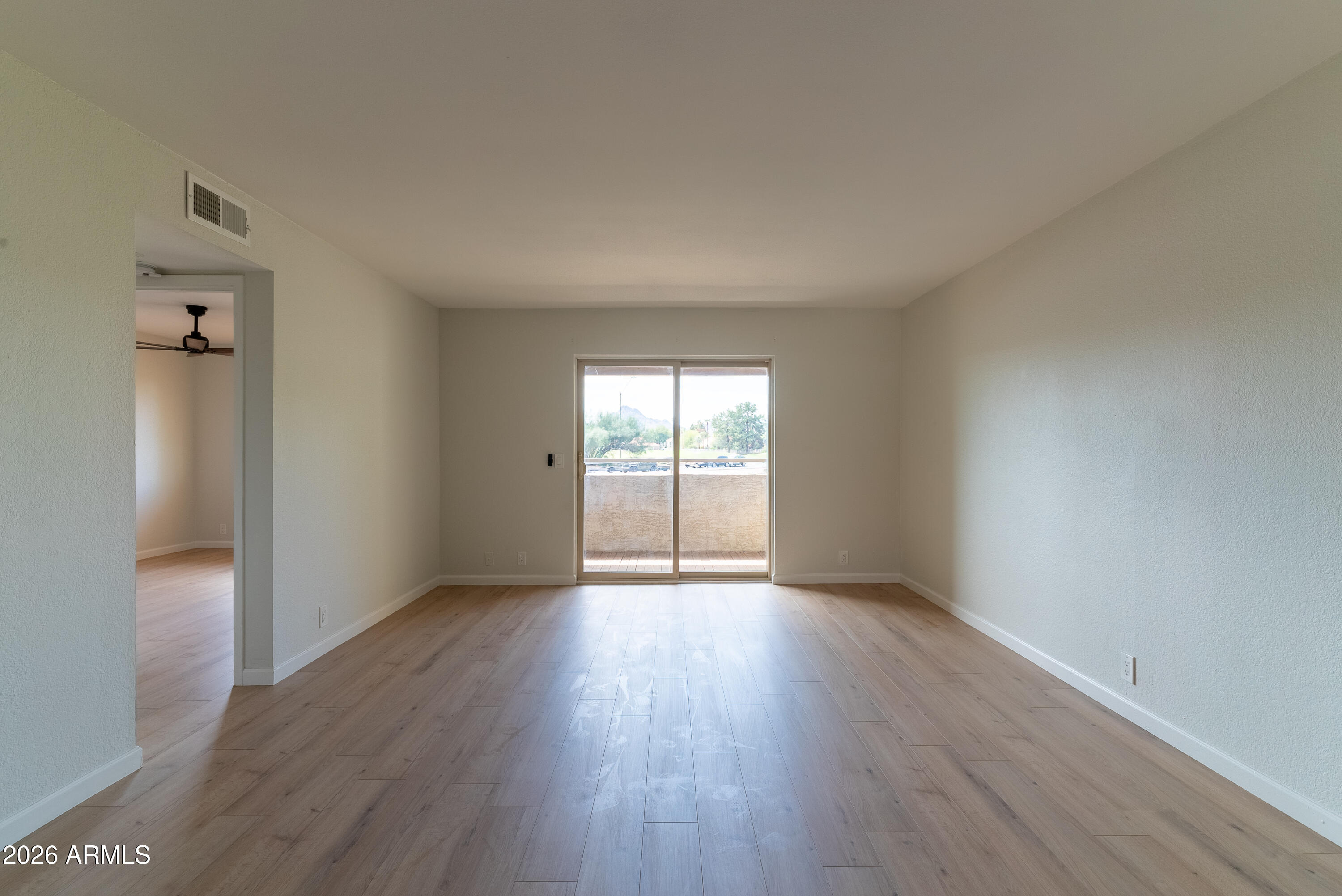 4150 East Cactus Road, Unit 216 Phoenix, AZ 85032 - Photo 9 of 40 DSC03461-HDR