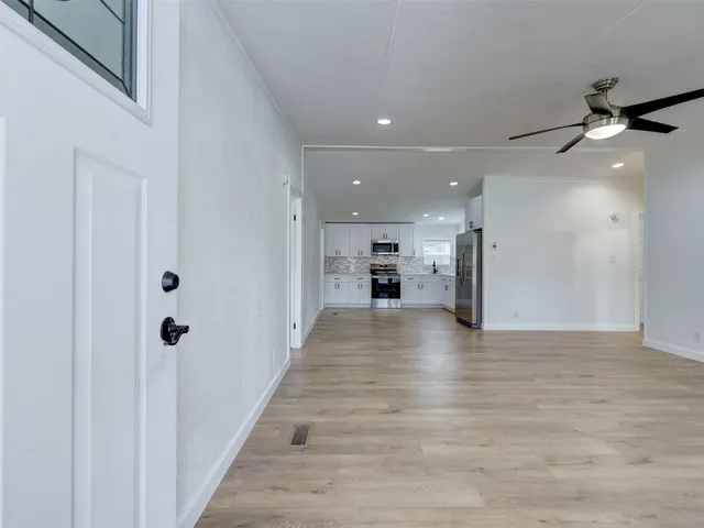 $2,000 | 4504 Atlantis Drive, Austin, TX 78725