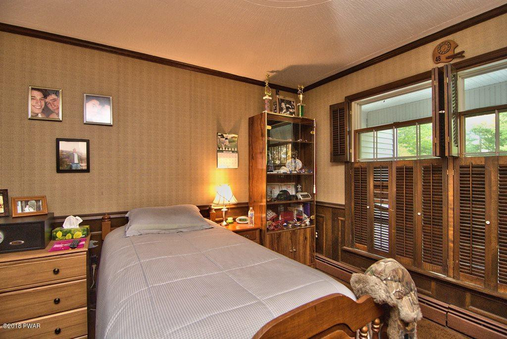 303 Relda Road Moscow, PA 18444 - Photo 23 of 62 Bedroom 1 View 1