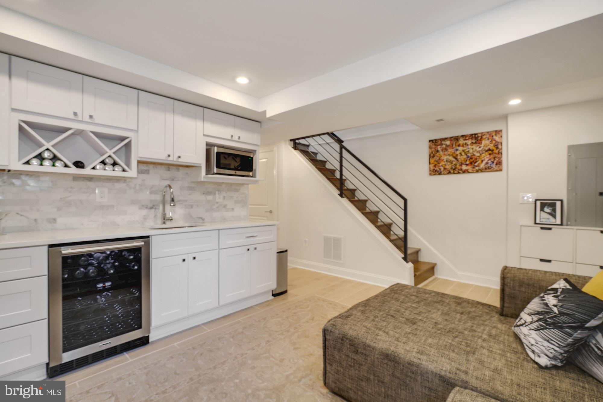 1812 Bay Street Southeast Washington, DC 20003 - Photo 25 of 27