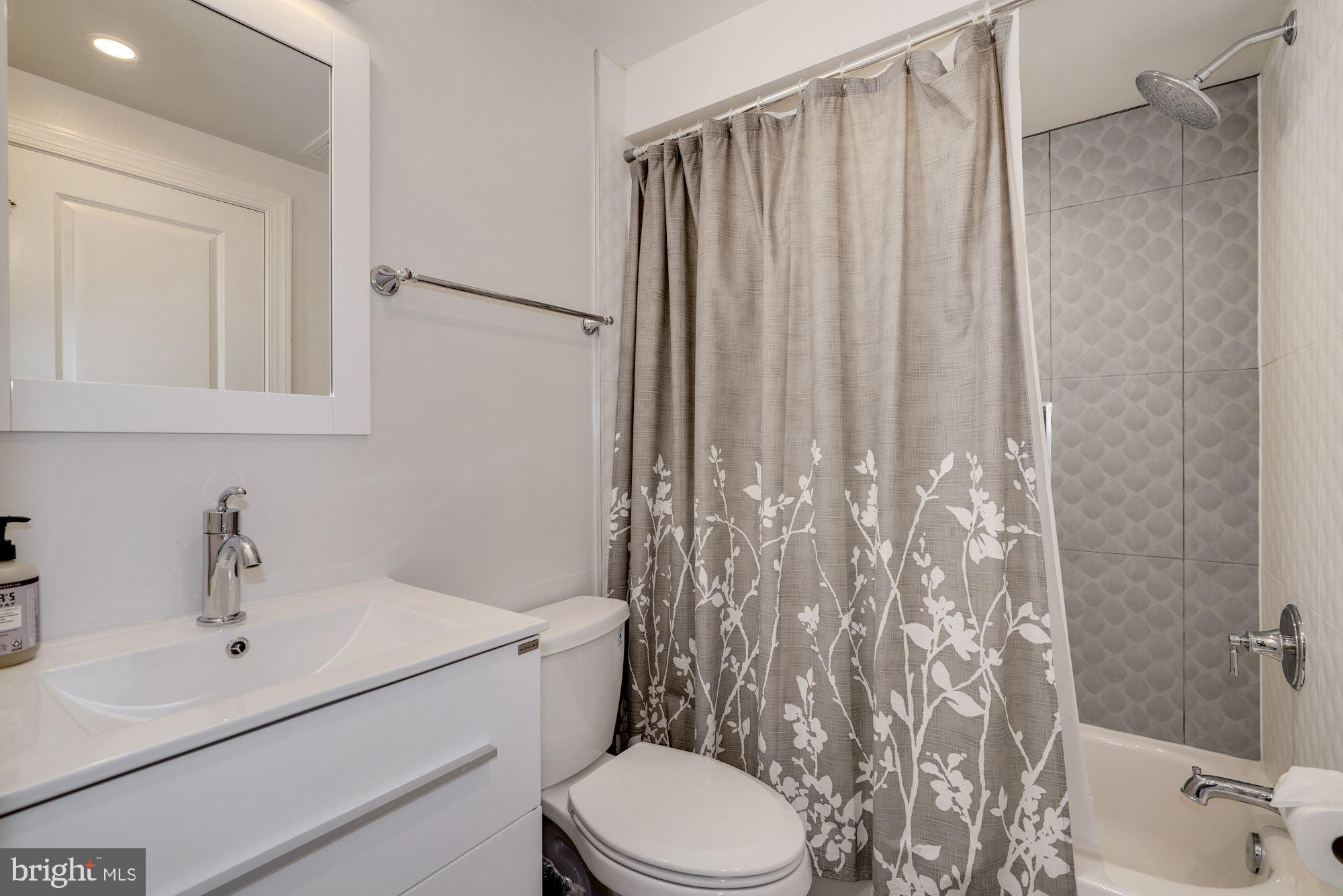 1812 Bay Street Southeast Washington, DC 20003 - Photo 27 of 27