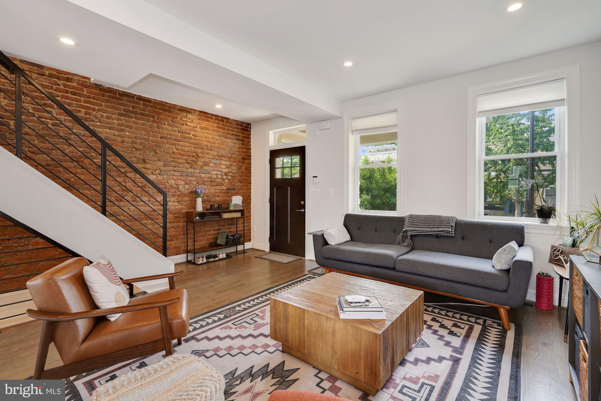 1812 Bay Street Southeast Washington, DC 20003 - Photo 5 of 27