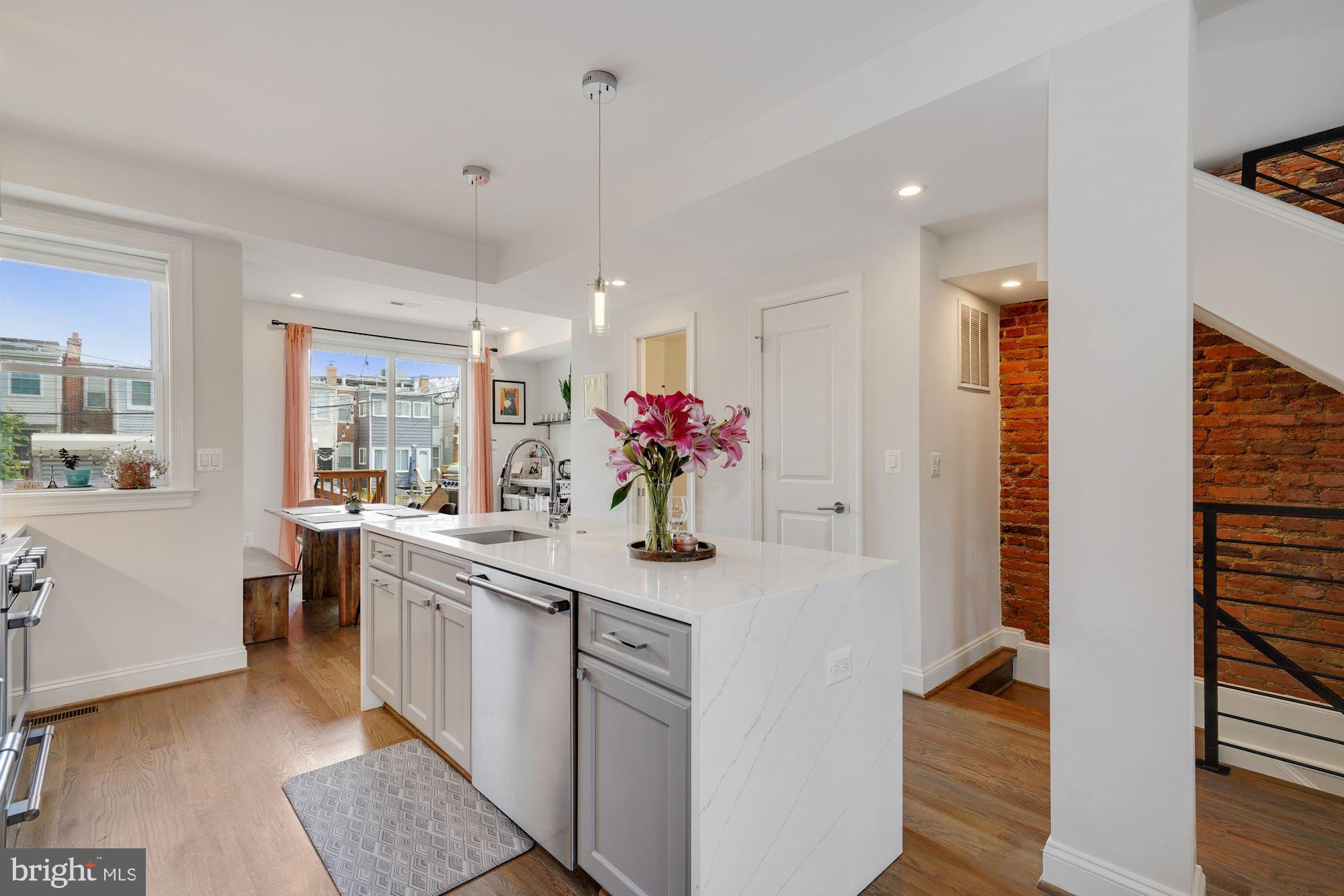 1812 Bay Street Southeast Washington, DC 20003 - Photo 6 of 27