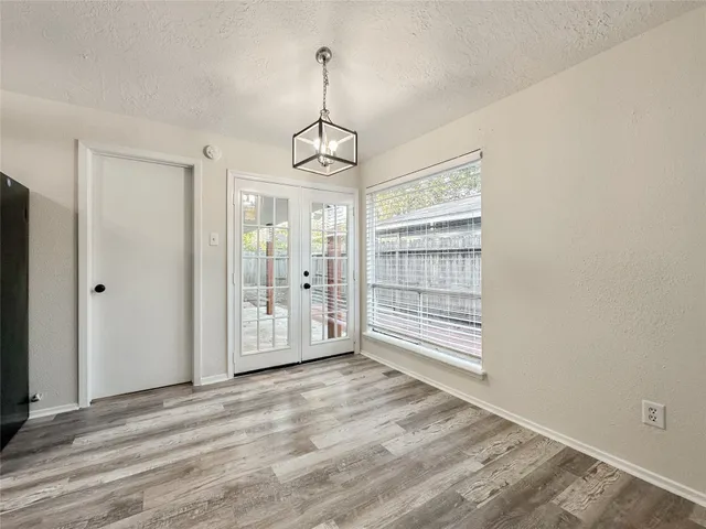 a view of empty room with window