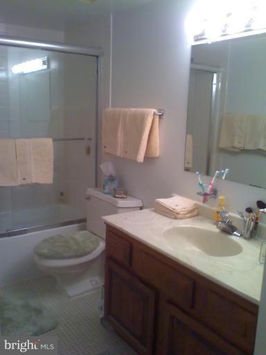 1800 Old Meadow Road, Unit 1415 McLean, VA 22102 - Photo 8 of 8 Bath #1