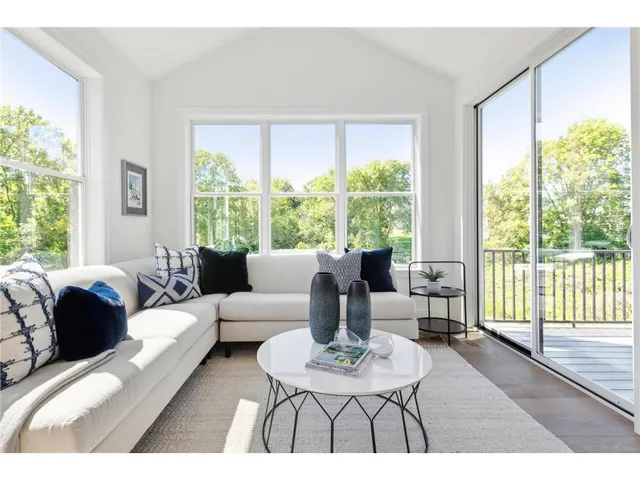 $1,574,622 | Xxx7 Xxx7 Timberland Road, Eden Prairie, MN 55347