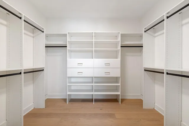 $1,574,622 | Xxx7 Xxx7 Timberland Road, Eden Prairie, MN 55347