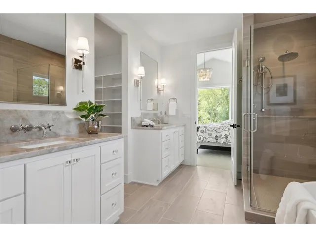 $1,574,622 | Xxx7 Xxx7 Timberland Road, Eden Prairie, MN 55347