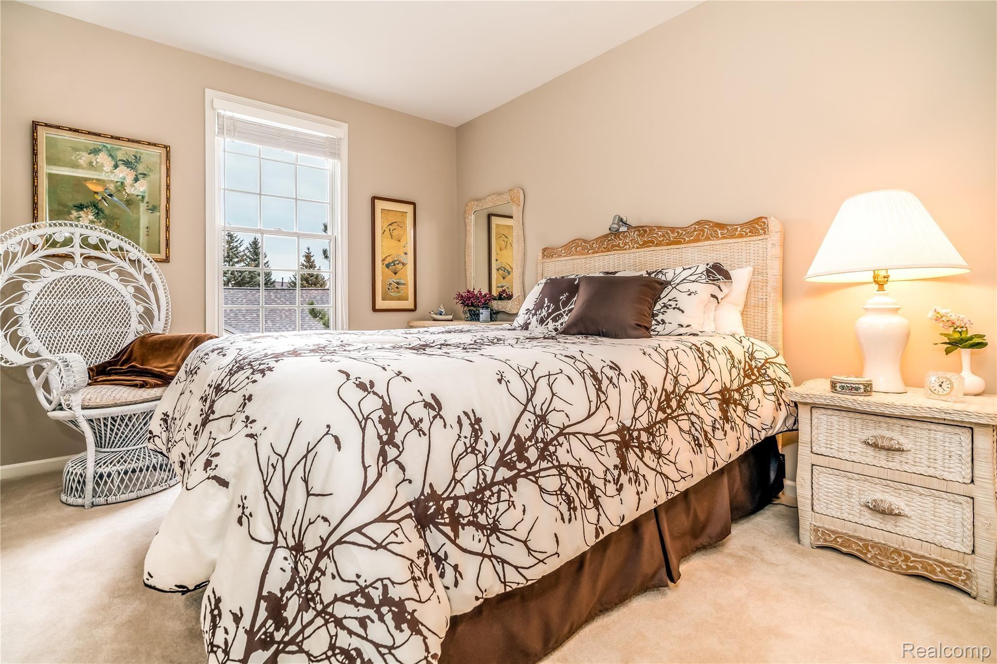 1361 Rock Valley Drive Rochester, MI 48307 - Photo 12 of 25 First upstairs bedroom