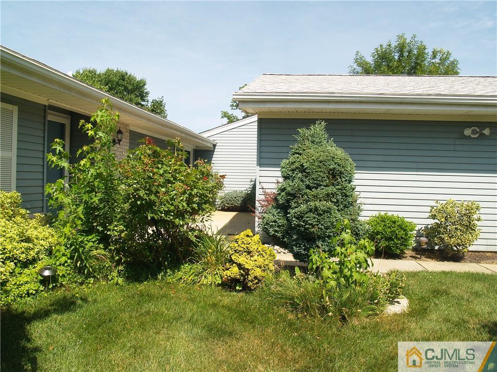 504 A Belford Road, Unit A Monroe Township, NJ 08831 - Photo 42 of 42 a house with a yard
