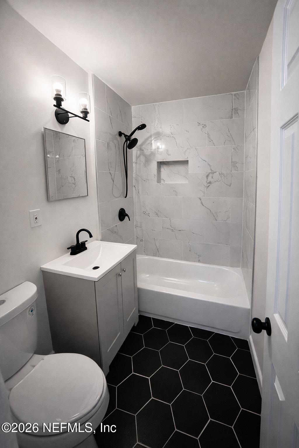 3415 Spring Glen Road Jacksonville, FL 32207 - Photo 11 of 34 Spring Glen Bathroom