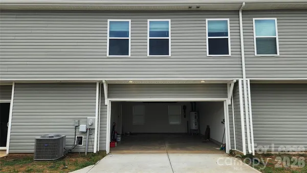 $2,600 | 14320 Moss Road, Charlotte, NC 28273