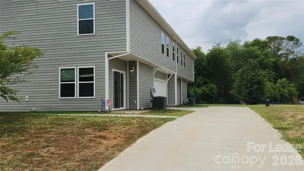 $2,600 | 14320 Moss Road, Charlotte, NC 28273