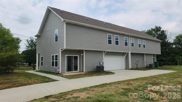 $2,600 | 14320 Moss Road, Charlotte, NC 28273