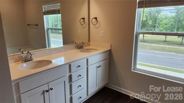 $2,600 | 14320 Moss Road, Charlotte, NC 28273