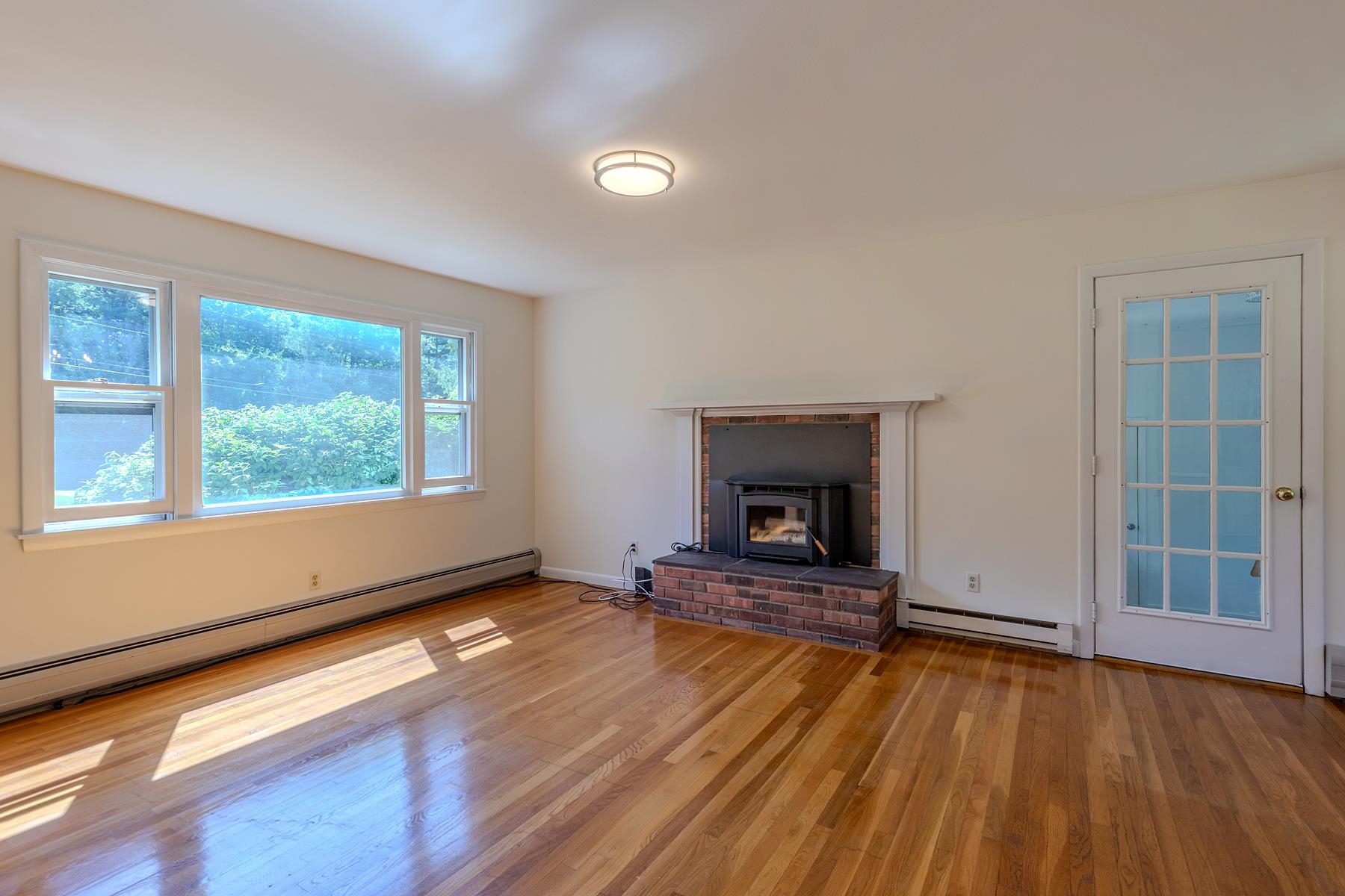37 Brookside Road Manchester, VT 05255 - Photo 8 of 23 Gallery Image 8