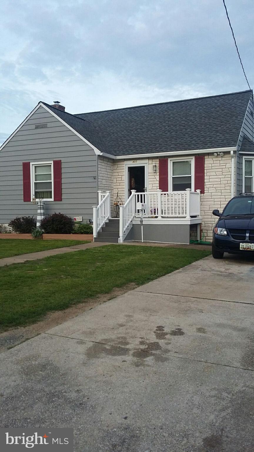 405 Riverside Road Baltimore, MD 21221 - Photo 2 of 14