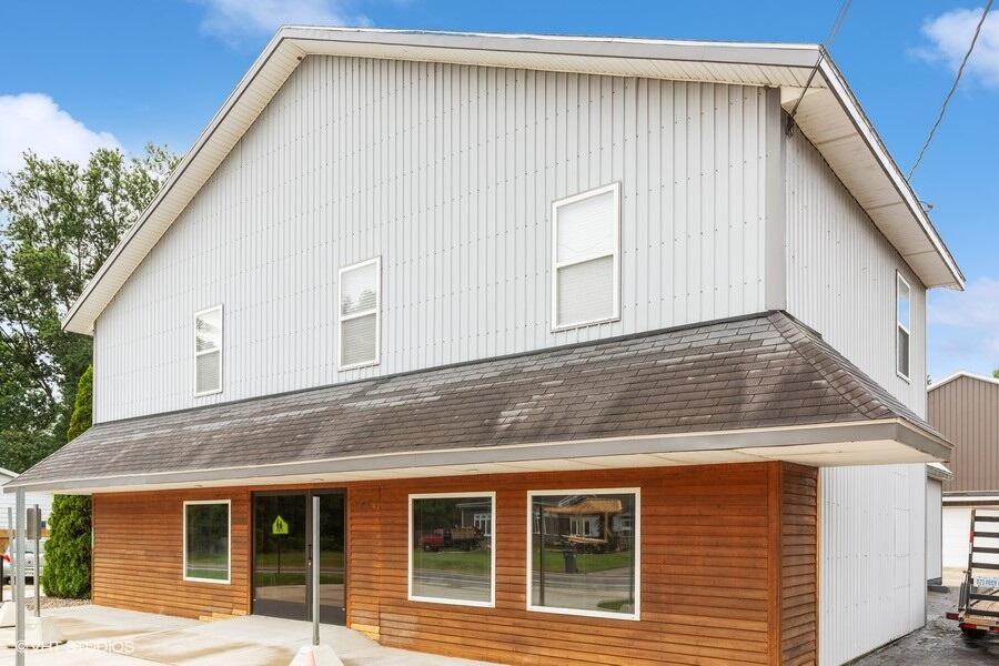 15320 Three Oaks Road Three Oaks, MI 49128 - Photo 3 of 40 pic2
