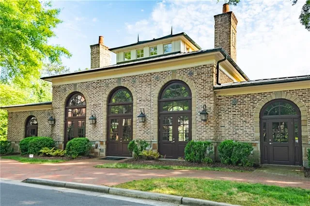 $837,000 | 9056 Riverbend Manor, Alpharetta, GA 30022