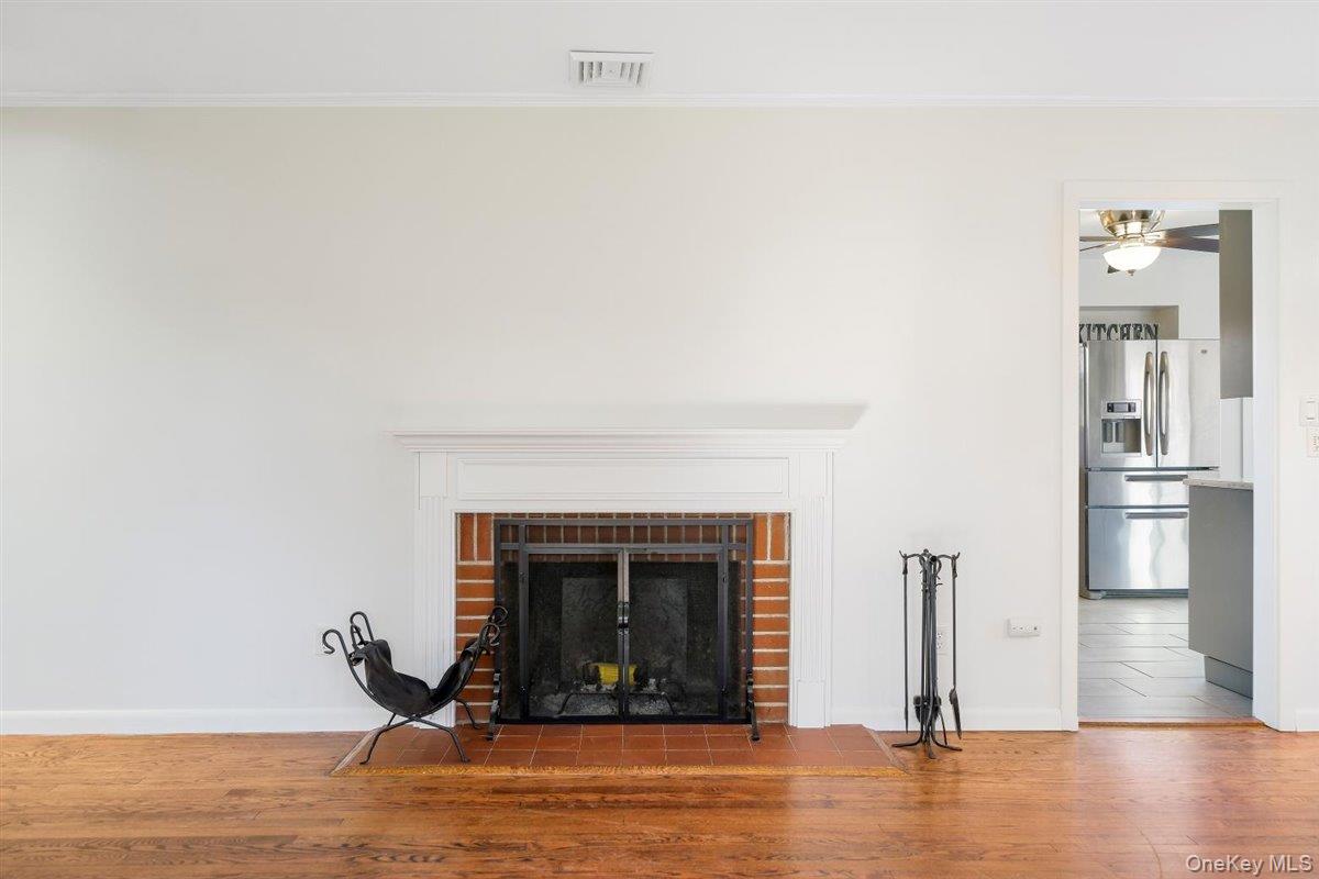22 Quaker Hill Road Monroe, NY 10950 - Photo 4 of 36