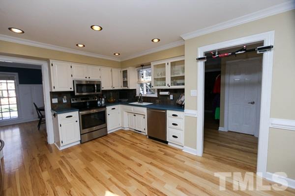 2817 Dunkirk Drive Raleigh, NC 27613 - Photo 5 of 25 Gallery Image 5