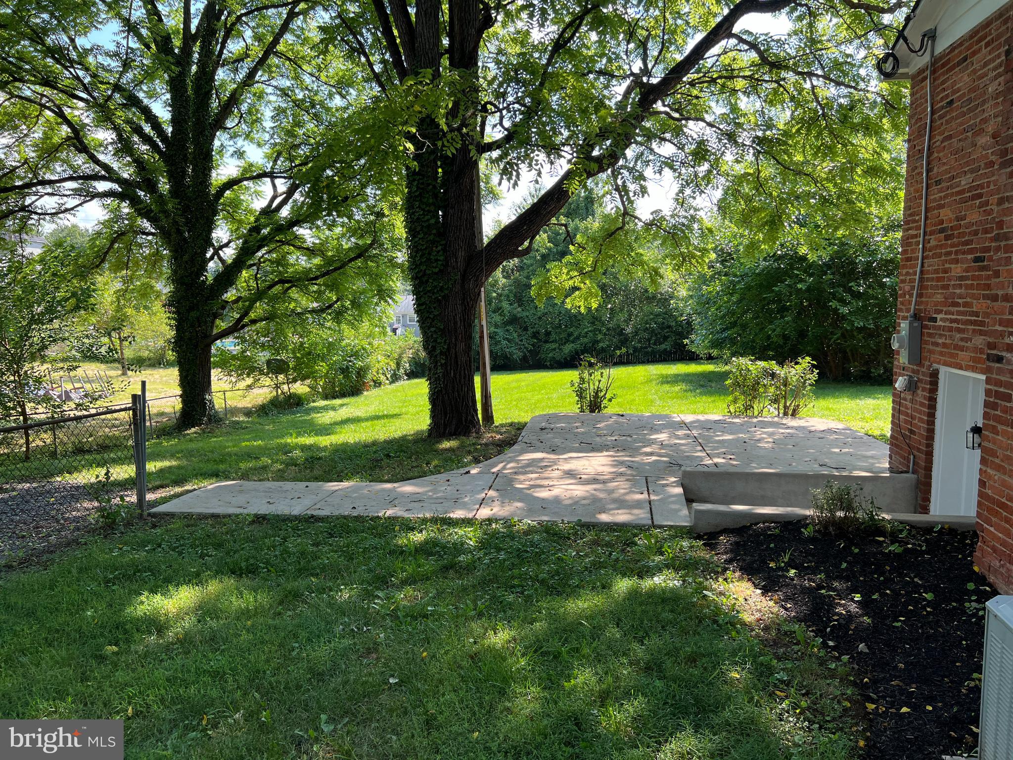 7618 Old Linton Hall Road Gainesville, VA 20155 - Photo 4 of 44 Patio to back yard